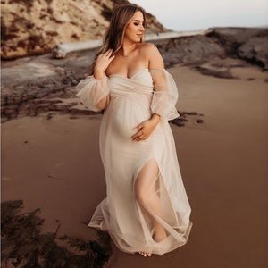Sweetheart Maternity Dress - Photoshoot & Baby Shower Gown